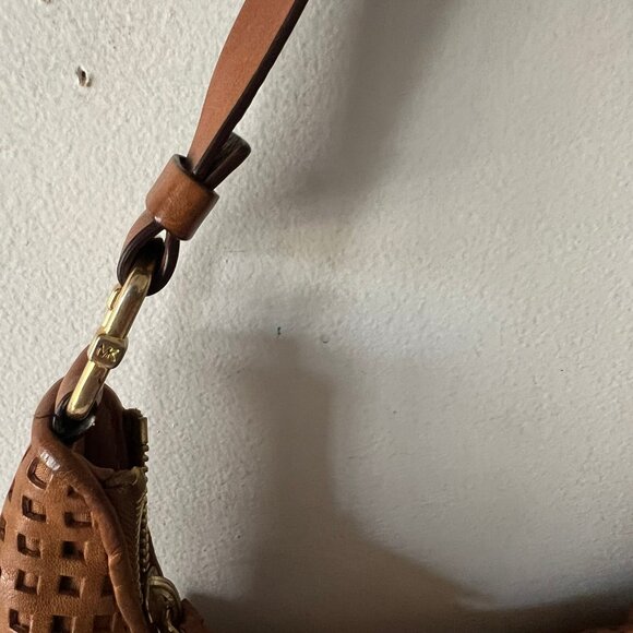 VINTAGE MICHAEL MICHAEL KORS LEATHER BUCKLE HOBO SHOULDER BAG - Picture 3 of 10